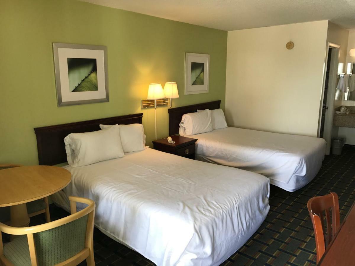 Scottish Inns Augusta Buitenkant foto